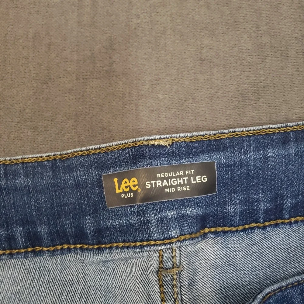 Lee Straight Leg Jeans Womens 24W Petite Blue Mid Rise Regular Fit‎ Denim